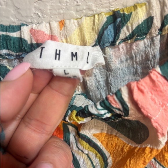 THML Boho Tropical Textured Peplum Tank Top - Picture 4 of 4